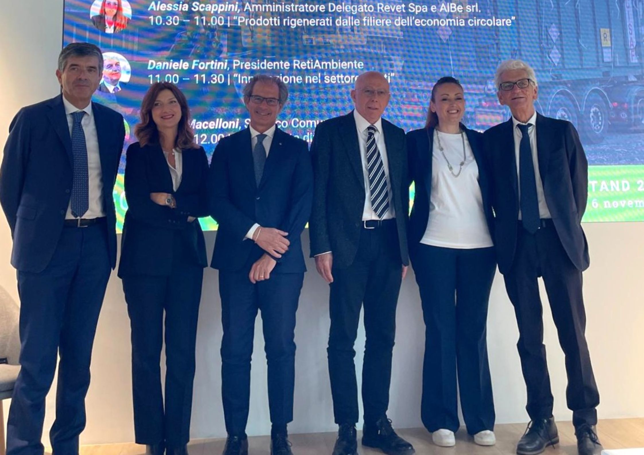 Ecomondo 2025: incontri sull’economia circolare tra norme UE, riciclo industriale, governance dei territori e consenso sugli impianti.